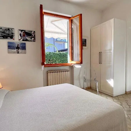 21 Forte dei Marmi